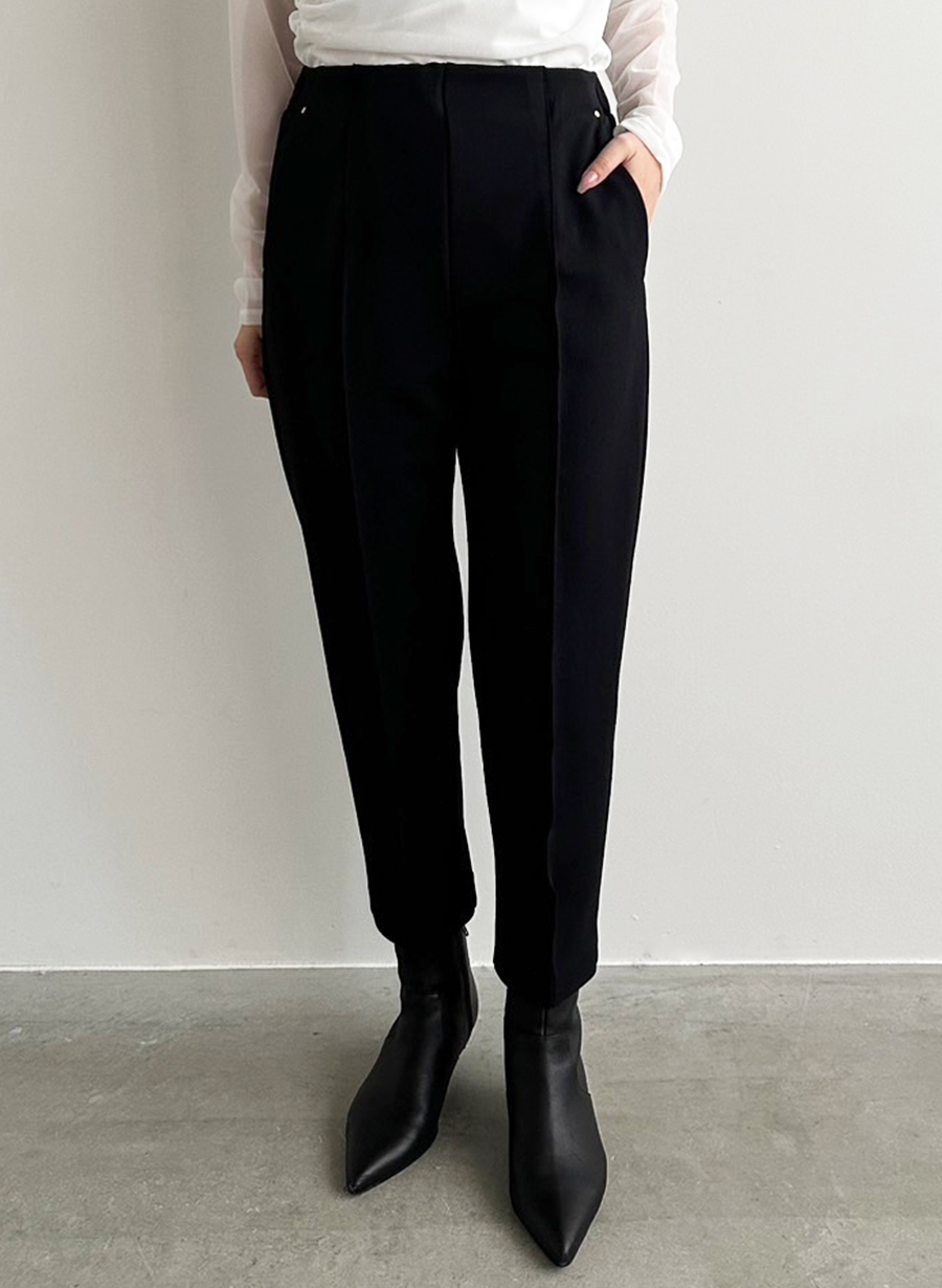 【関税込み】Loulou de Saison ブラック Seto ショートパンツ LouLou De Saison デニムショートパンツ | ブラック | FARFETCH JP