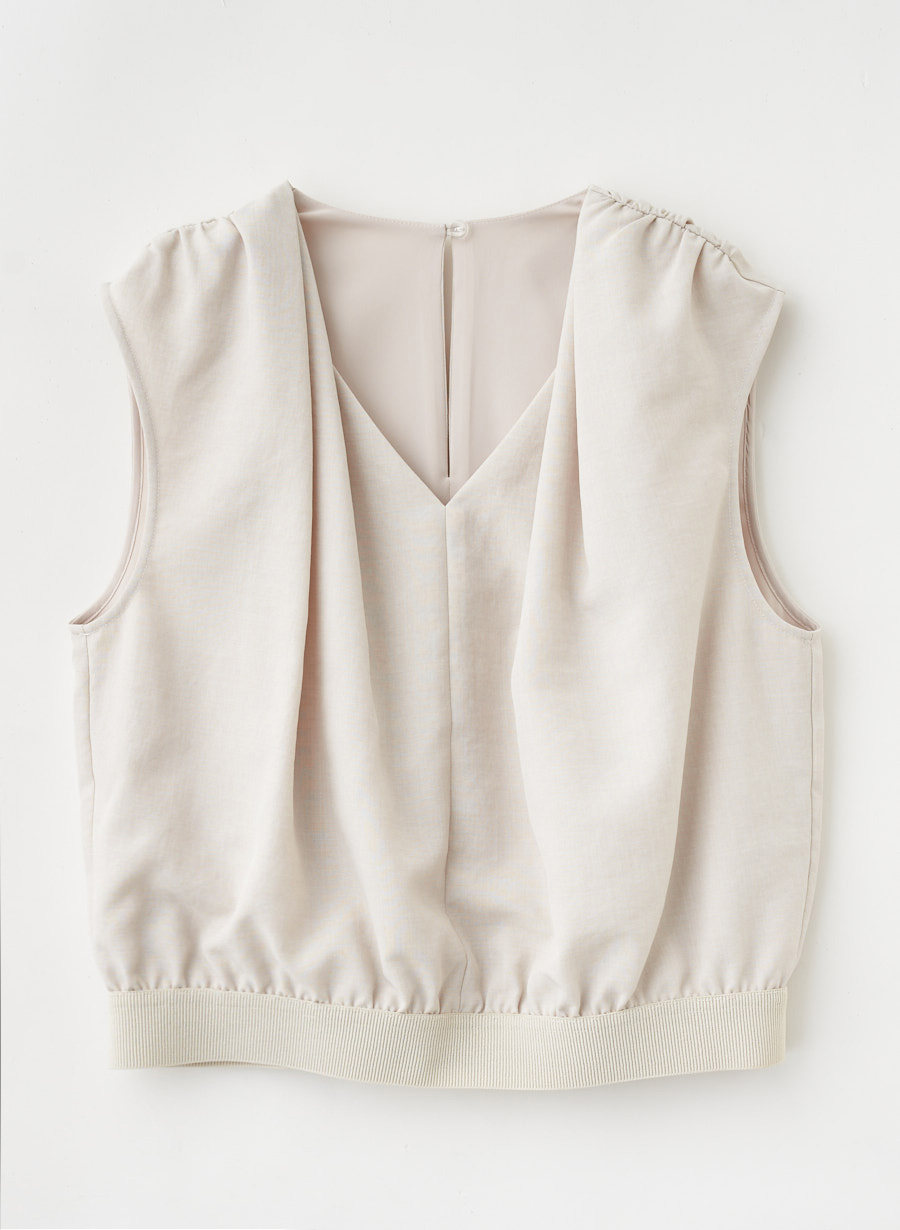 人気lounie 2WAYジレブラウス　36 オフホワイトoggi 掲載商品 2WAY GILET BLOUSE｜LOUNIE（ルーニィ）公式サイト／公式