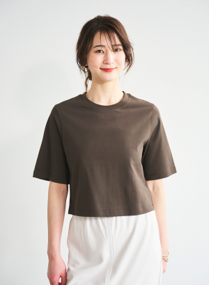 クロップドTシャツ