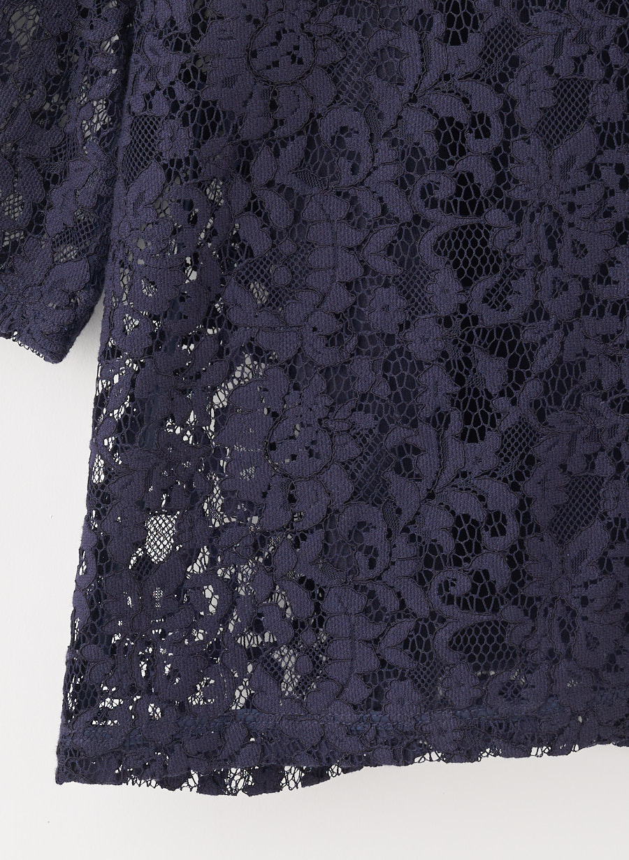 LOUNIE クロップドレース　ブラウス 佐藤佳菜子　コラボ　ネイビー　38 佐藤佳菜子さんコラボ】クロップドレースブラウス｜LOUNIE