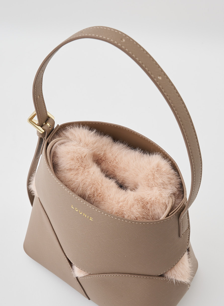 デザイン巾着付きショルダーバッグ｜LOUNIE（ルーニィ）公式サイト