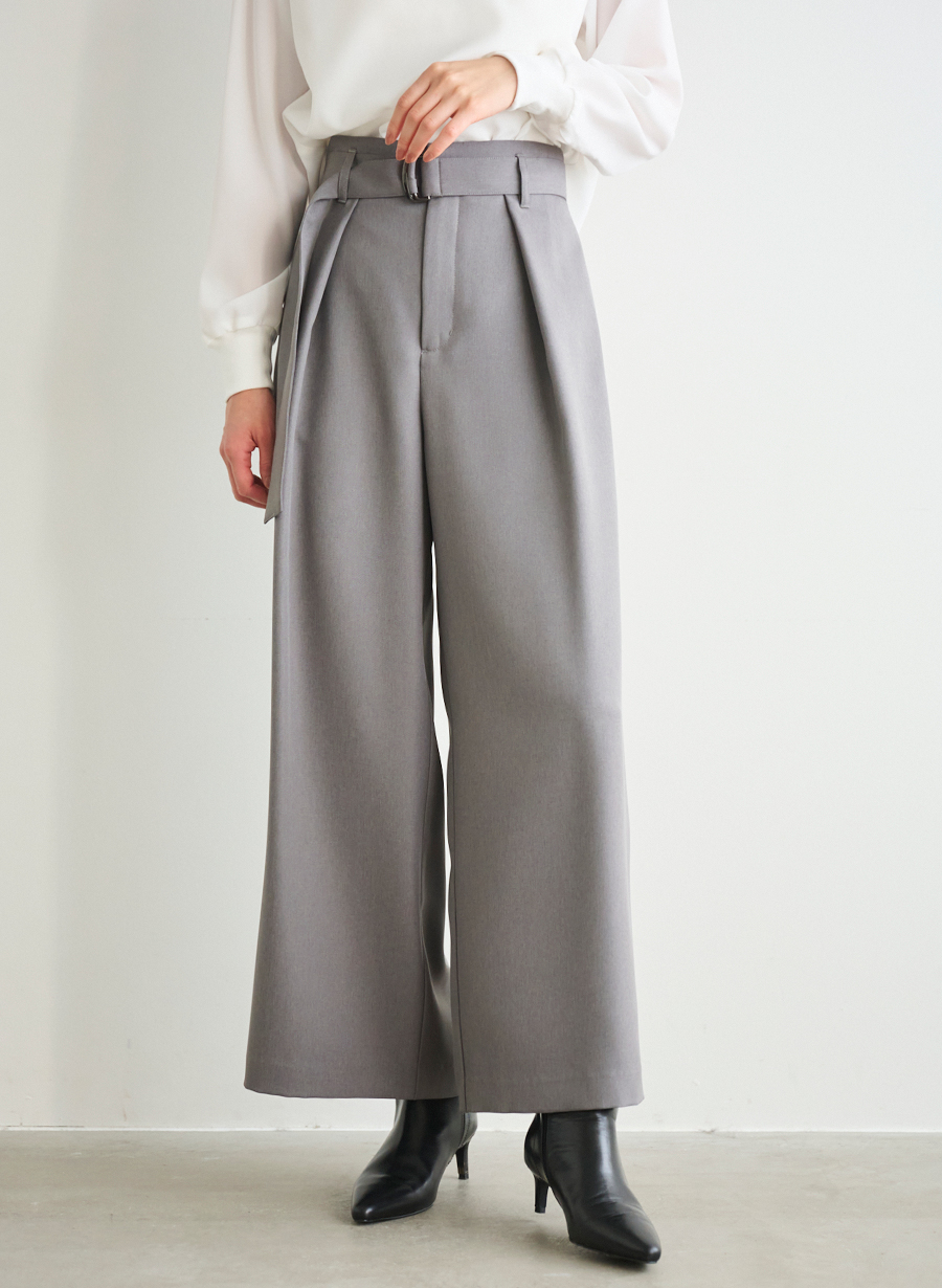 さゆ　グレー 吉田理紗さんコラボ】ベルト付きタックワイドパンツ｜LOUNIE（ルーニィ