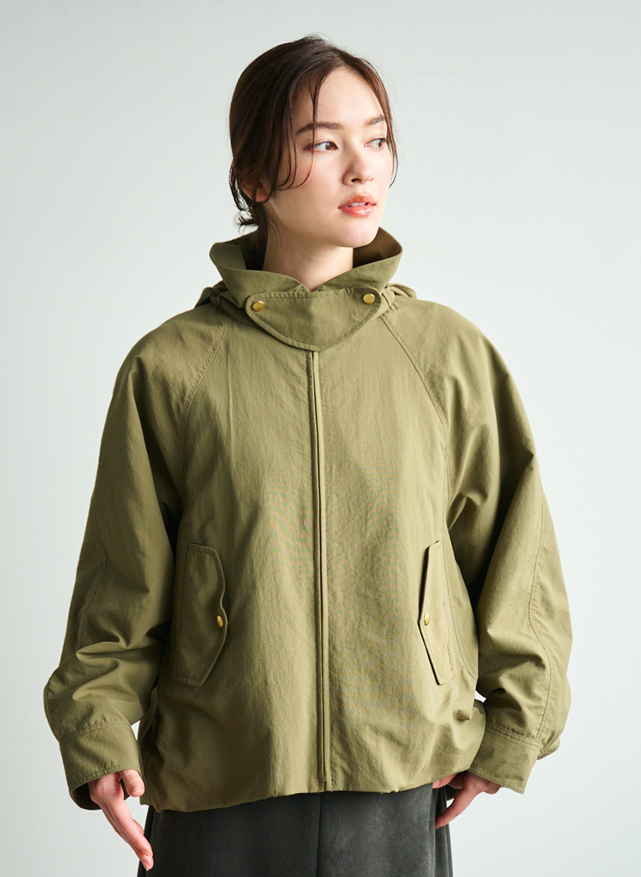iTTi 24SS マウンテンパーカー（lui's別注） ITTI（イッチ）の「【ITTI / イッチ】Exclusive ショート