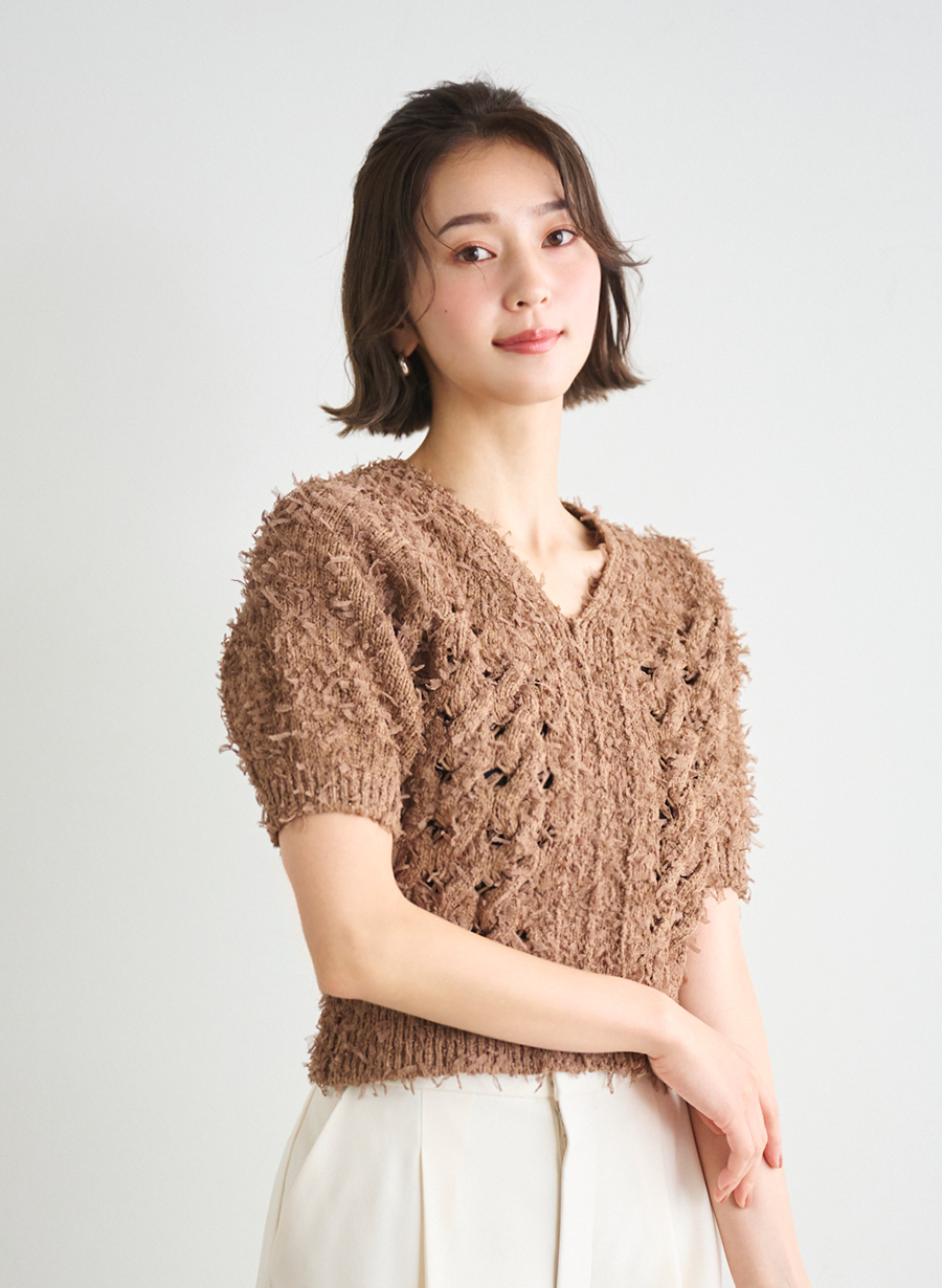 最終サービスです‼️ LOUNIE クリーム色のボーダー 長袖セーター 新品 最終大サービスです‼️ LOUNIE クリーム色のボーダー 長袖