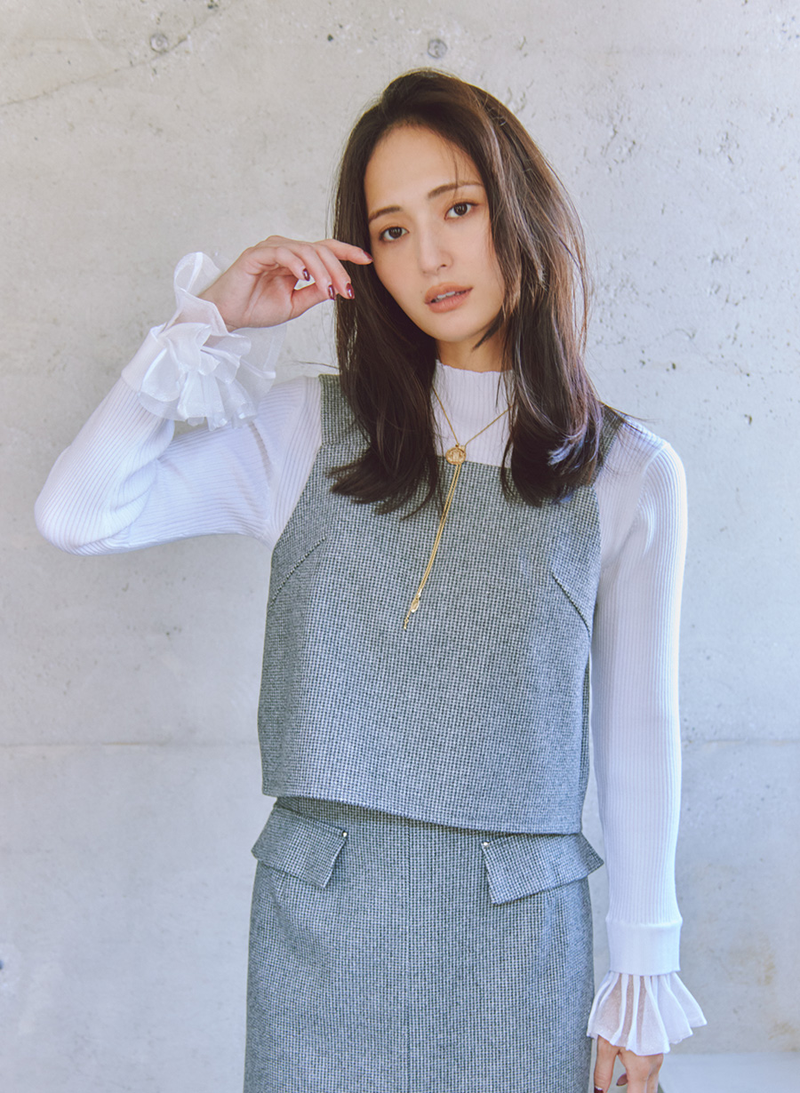 ニードルパンチビスチェ