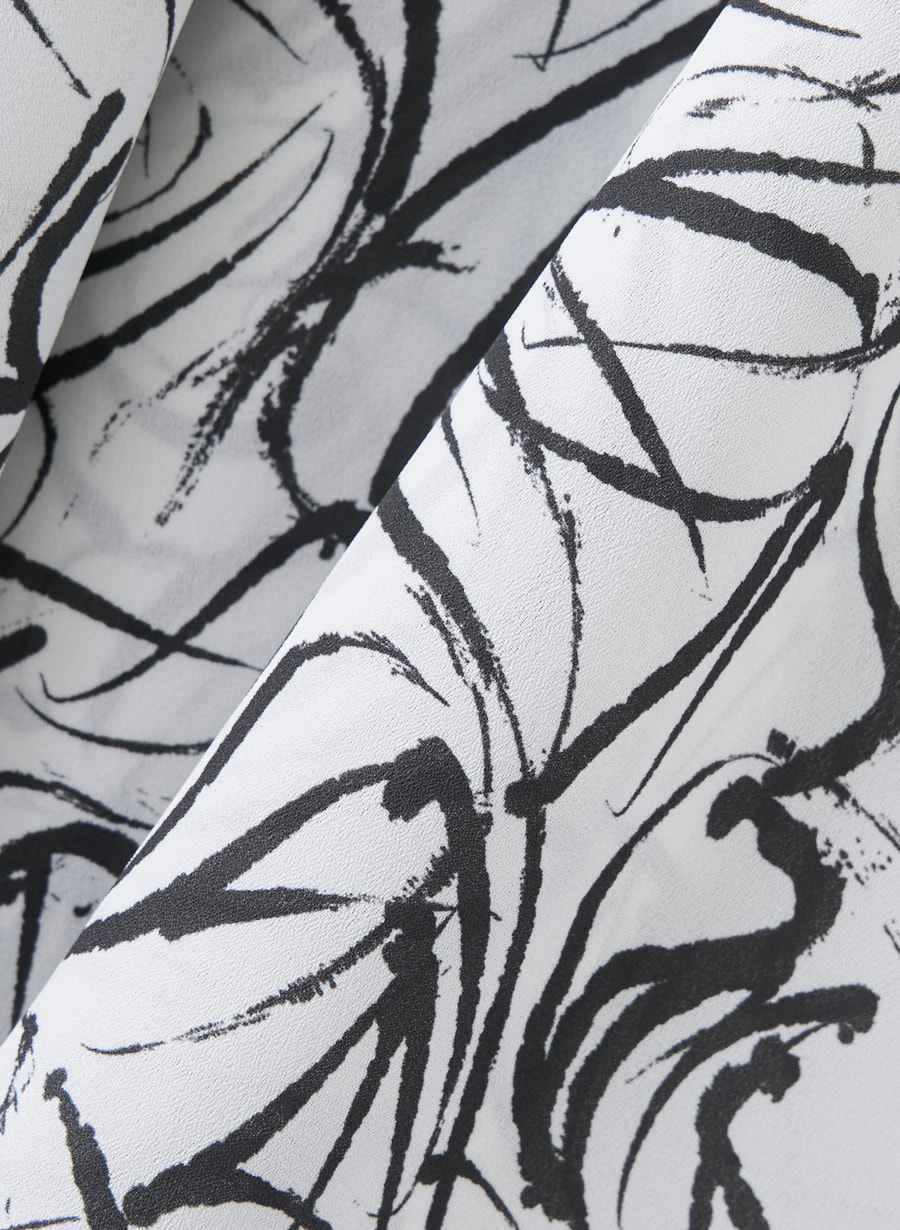 ブラッシュプリントベルト付きワンピース｜LOUNIE（ルーニィ）公式