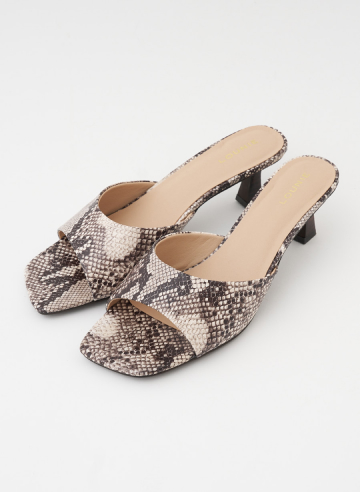 Sandal